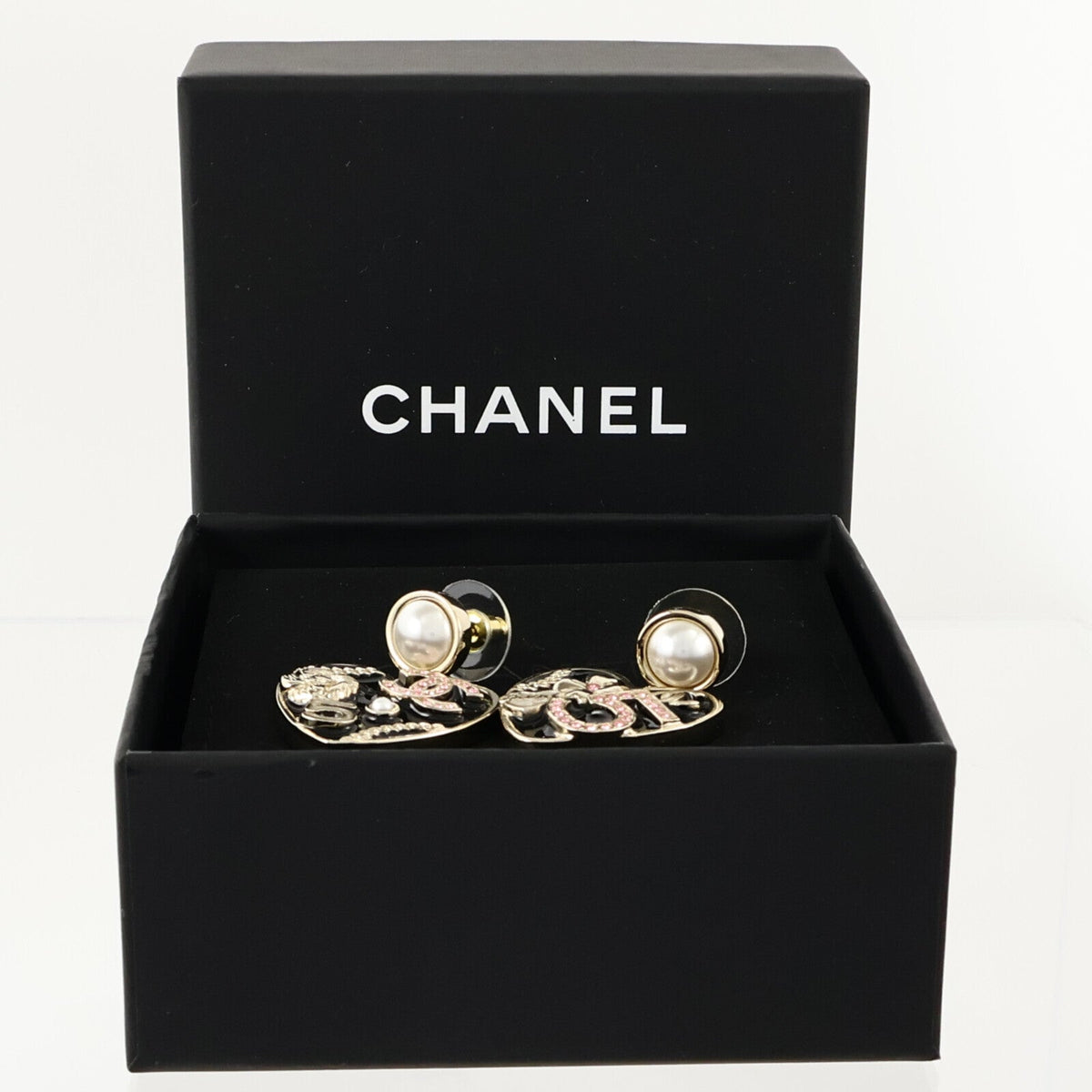 CHANEL CC Earrings · Enamel · PVC