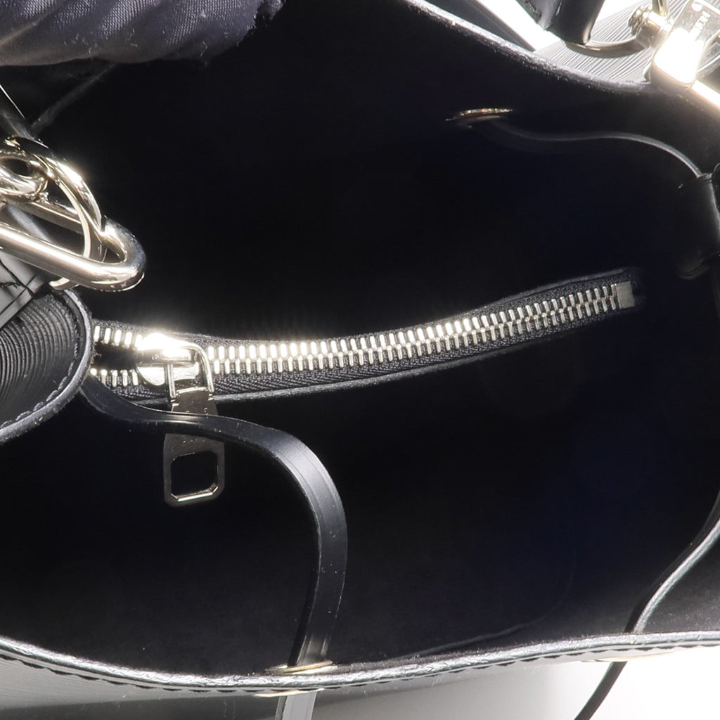 Louis Vuitton Neo Noé MM · Epi Leather