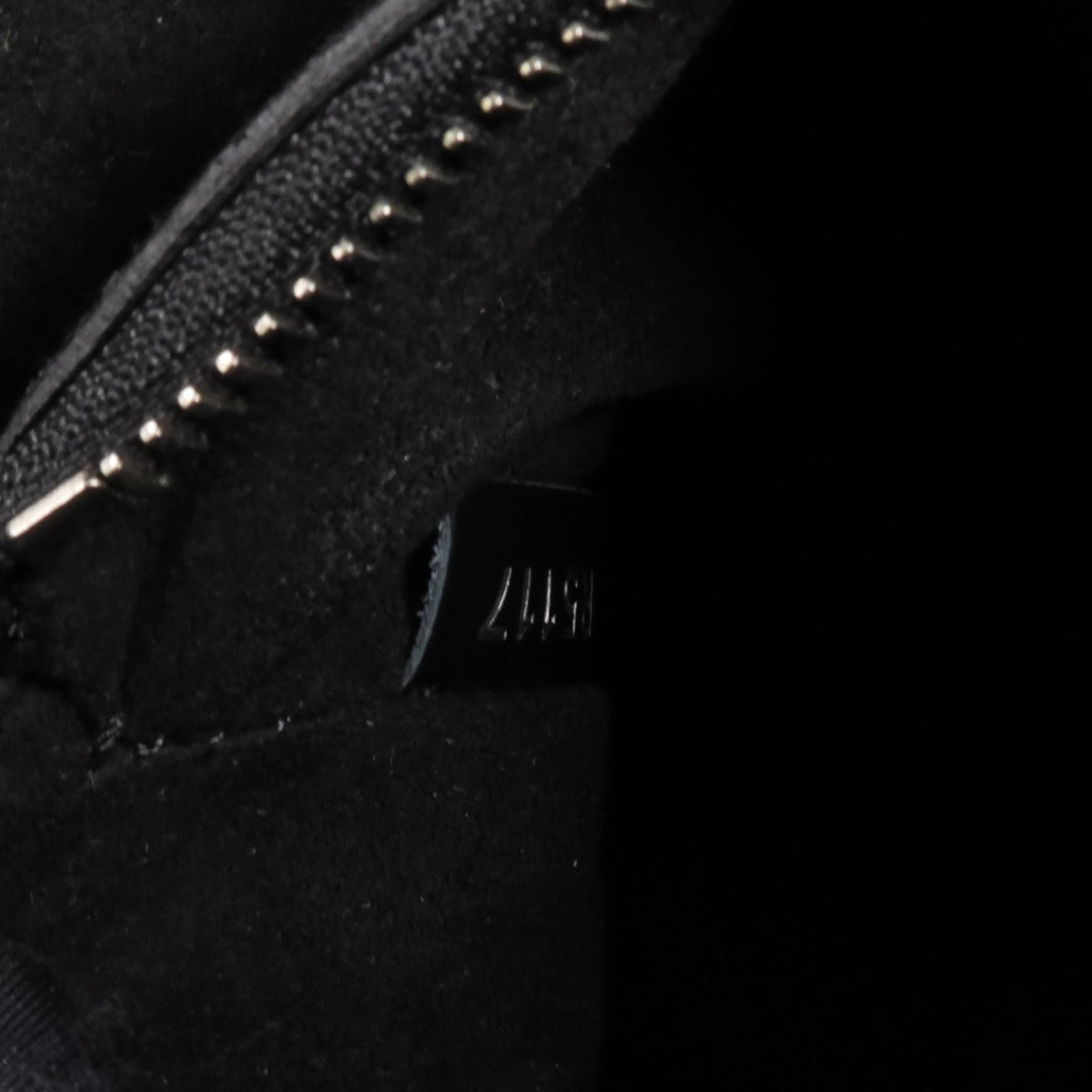 Louis Vuitton Neo Noé MM · Epi Leather