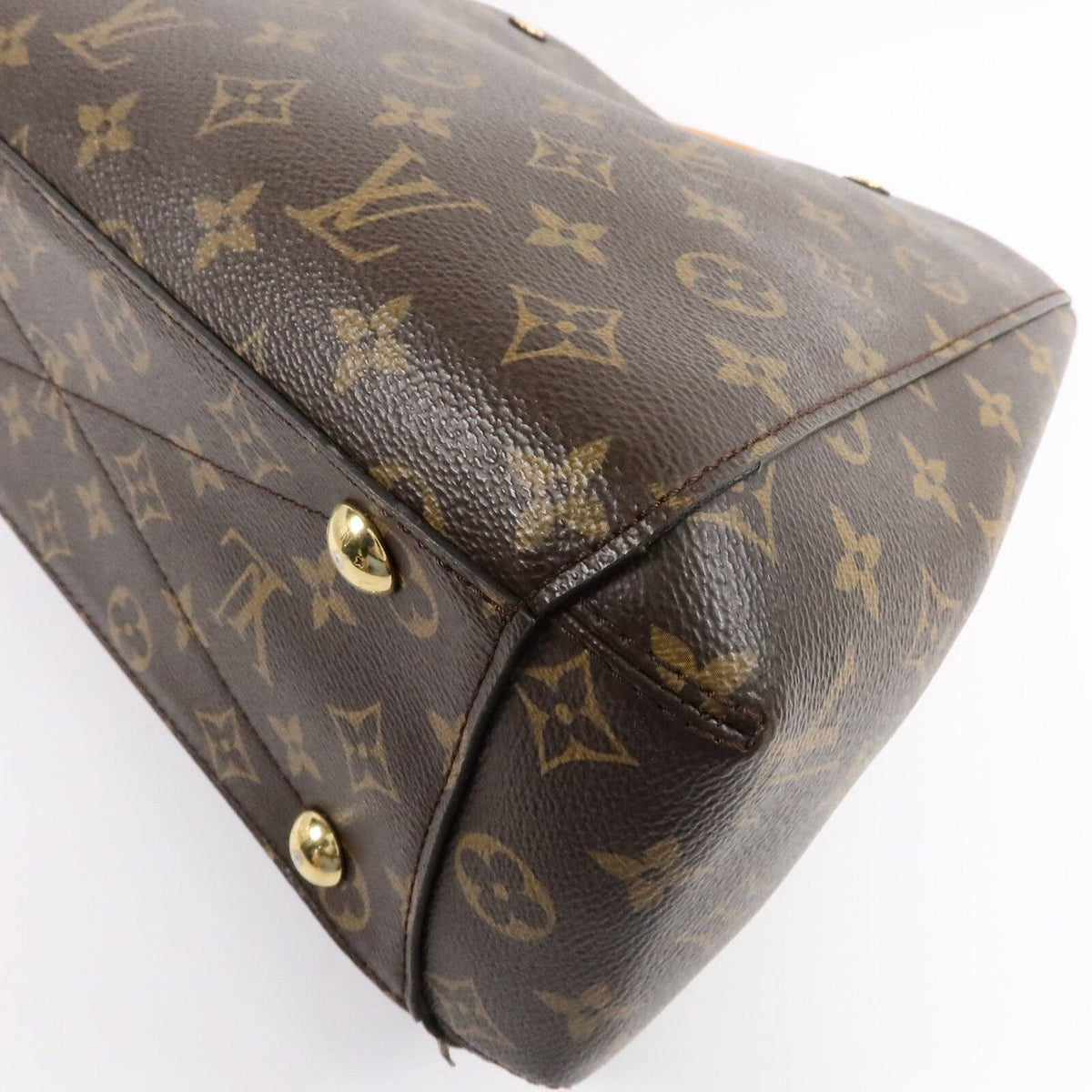 Louis Vuitton Montaigne MM · Monogram