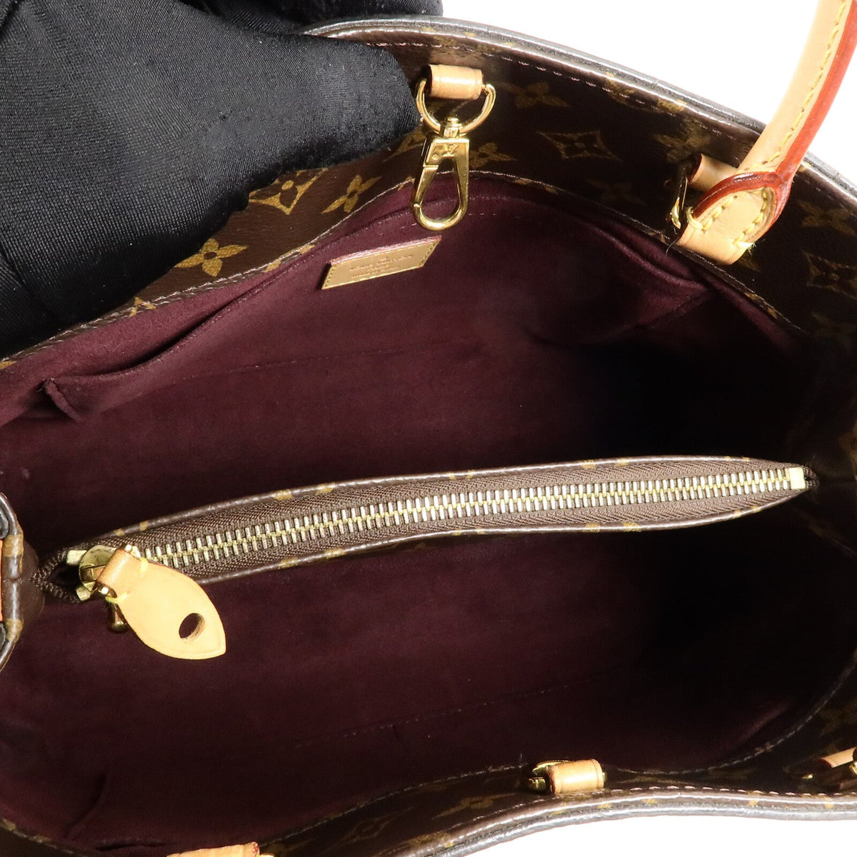 Louis Vuitton Montaigne MM · Monogram