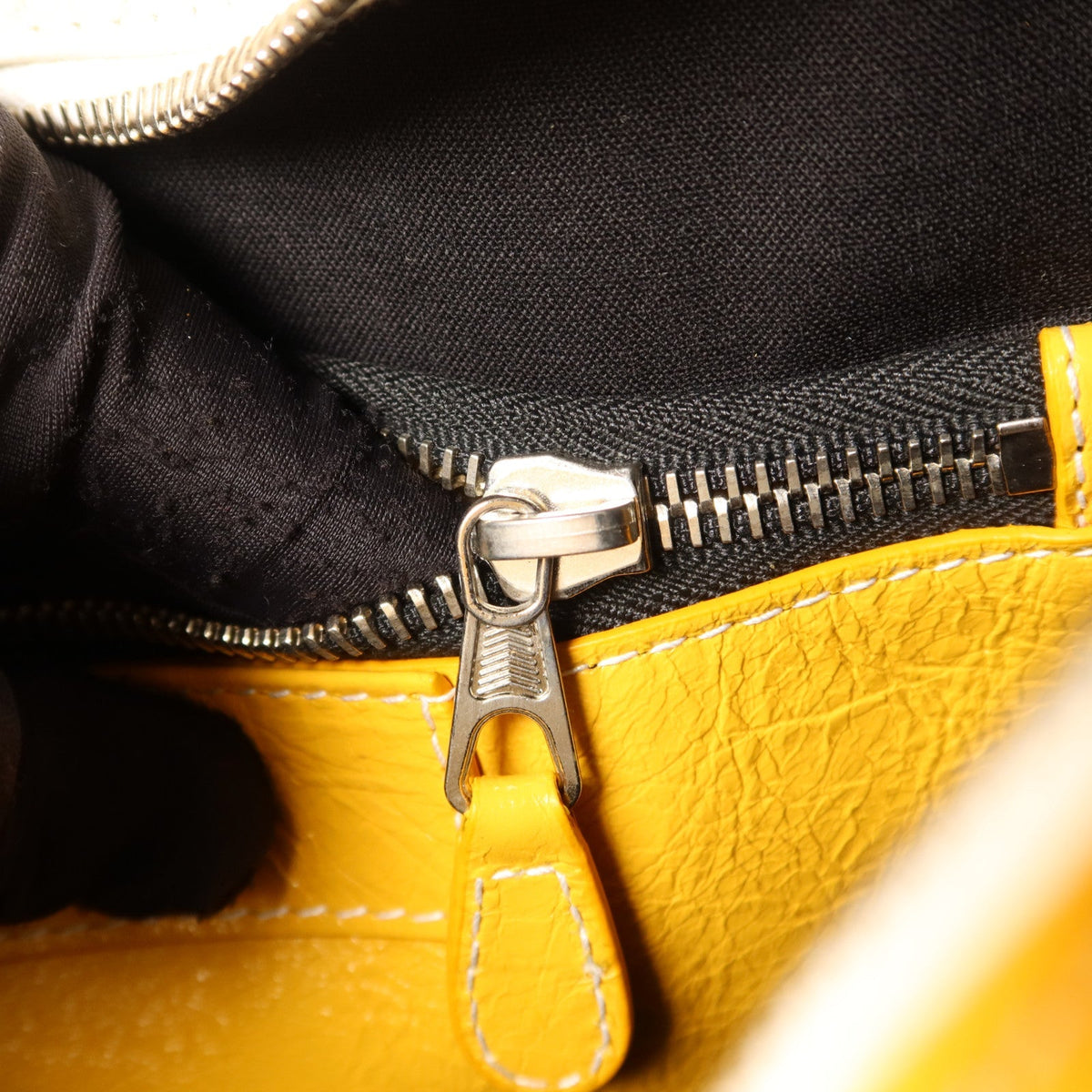 Balenciaga Bazar Shopper · Calfskin
