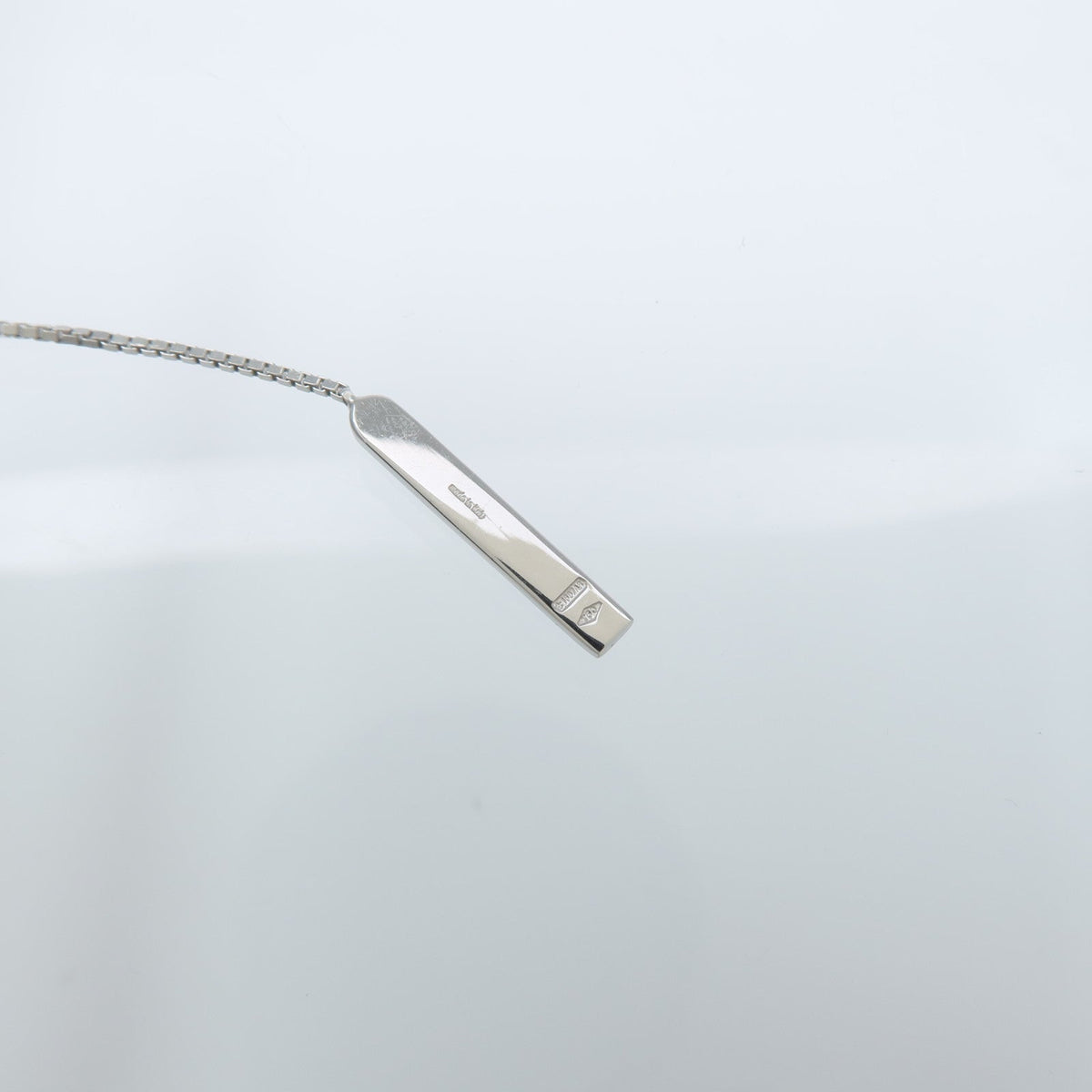 Gucci · 18K White Gold Earrings