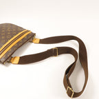 Louis Vuitton Pochette Bosphore · Monogram