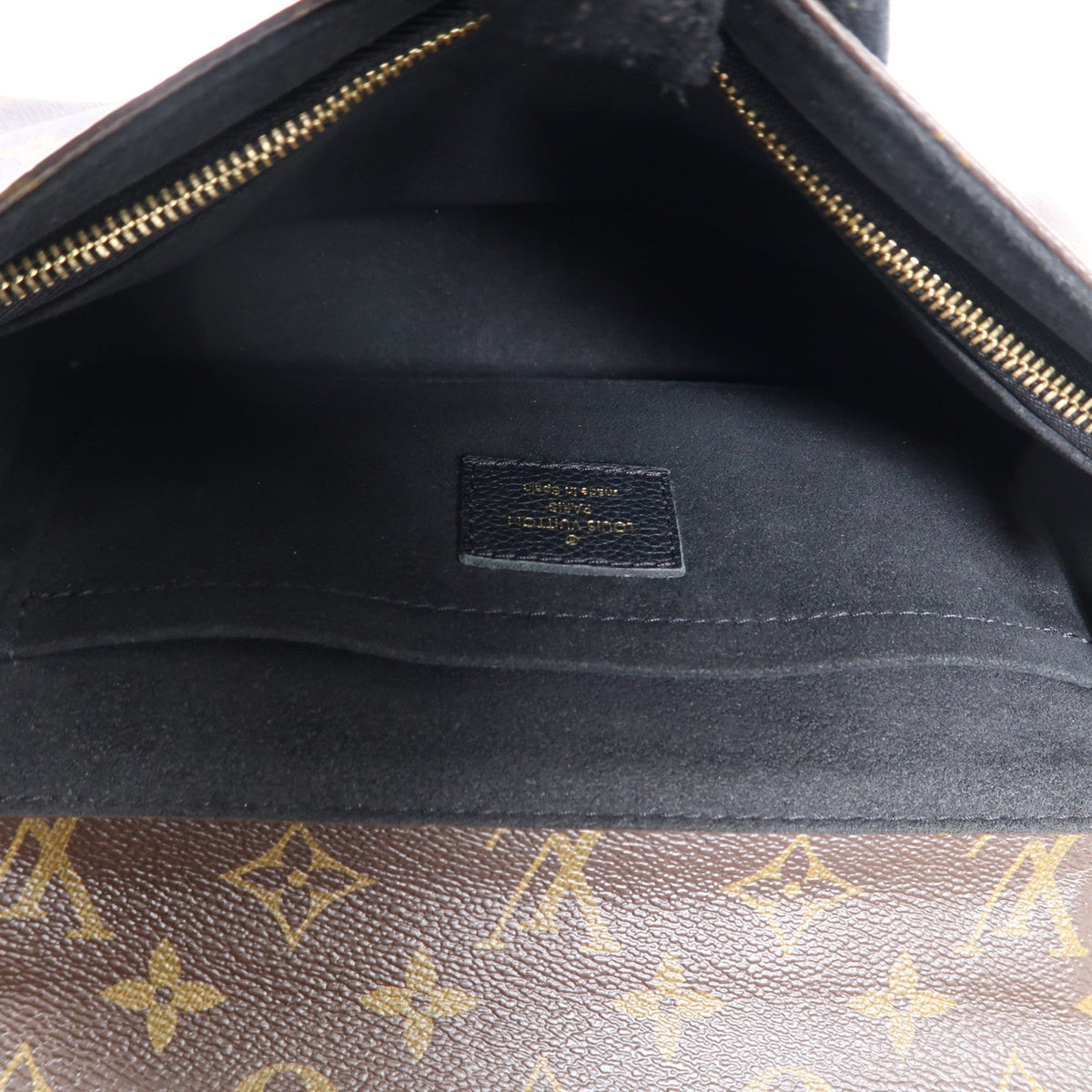 Louis Vuitton Saint Placide · Monogram