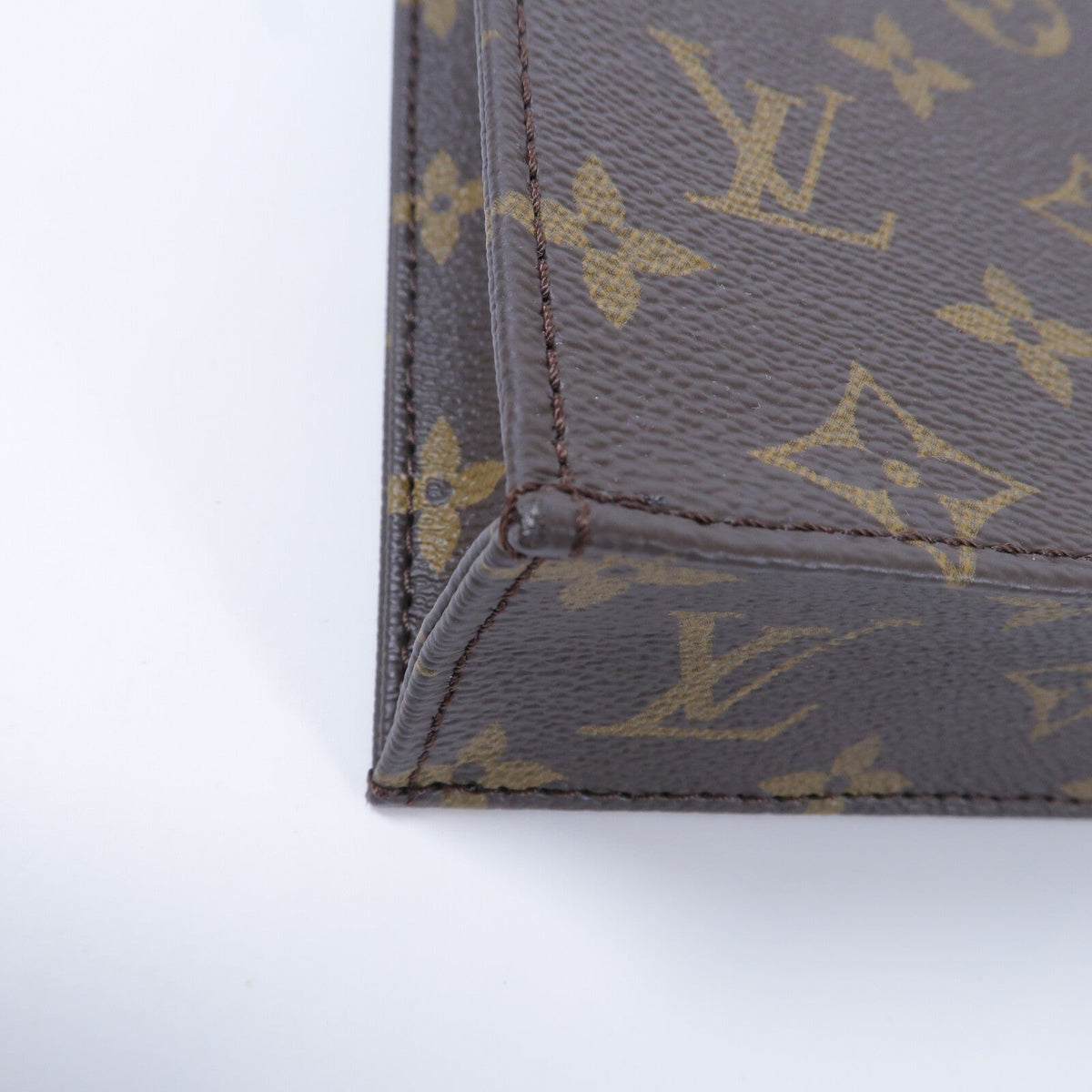Louis Vuitton Petit Sac Plat · Monogram