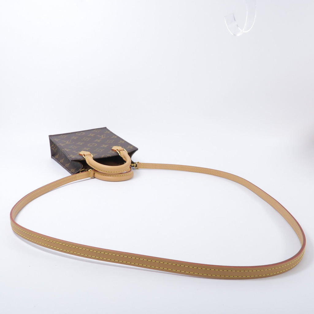 Louis Vuitton Petit Sac Plat · Monogram