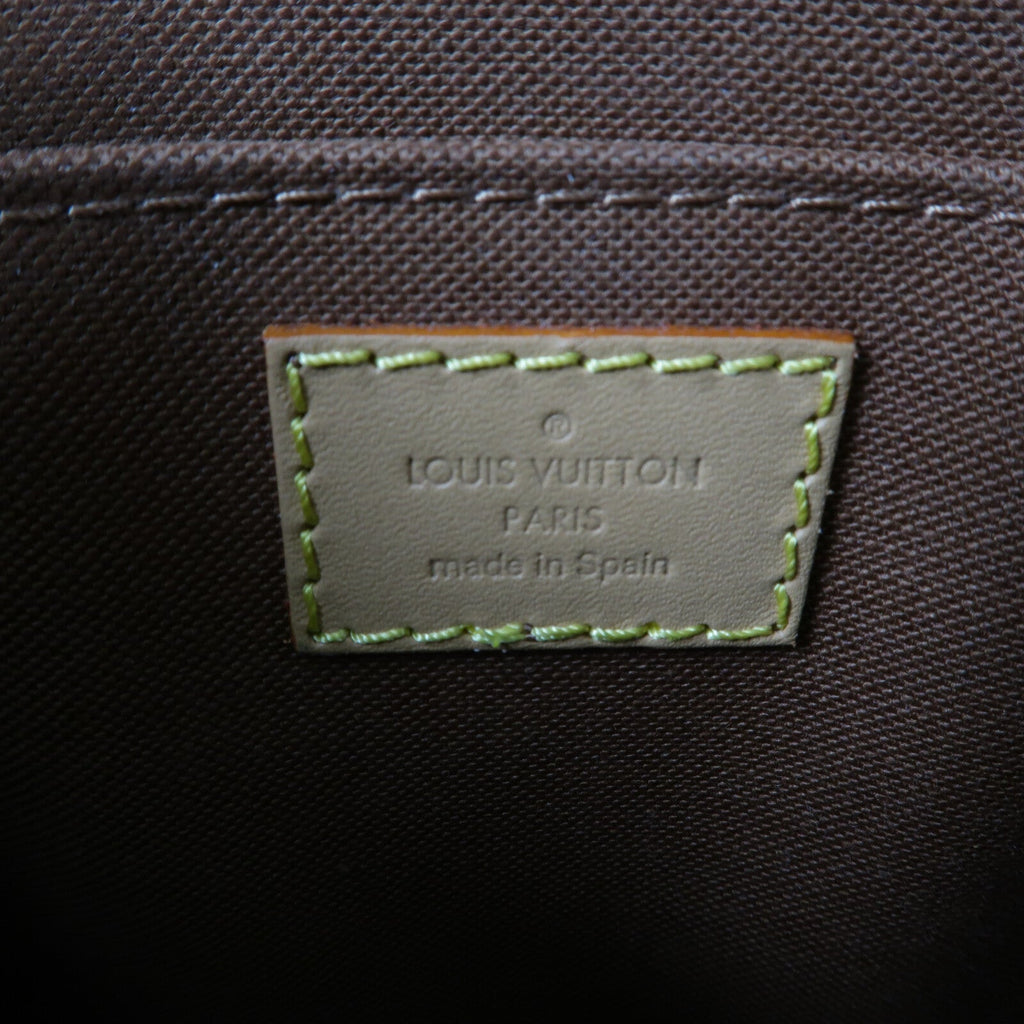 Louis Vuitton Petit Sac Plat · Monogram