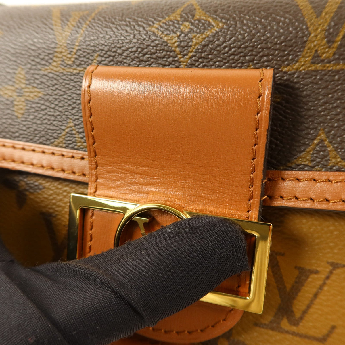 Louis Vuitton Dauphine · Monogram Reverse