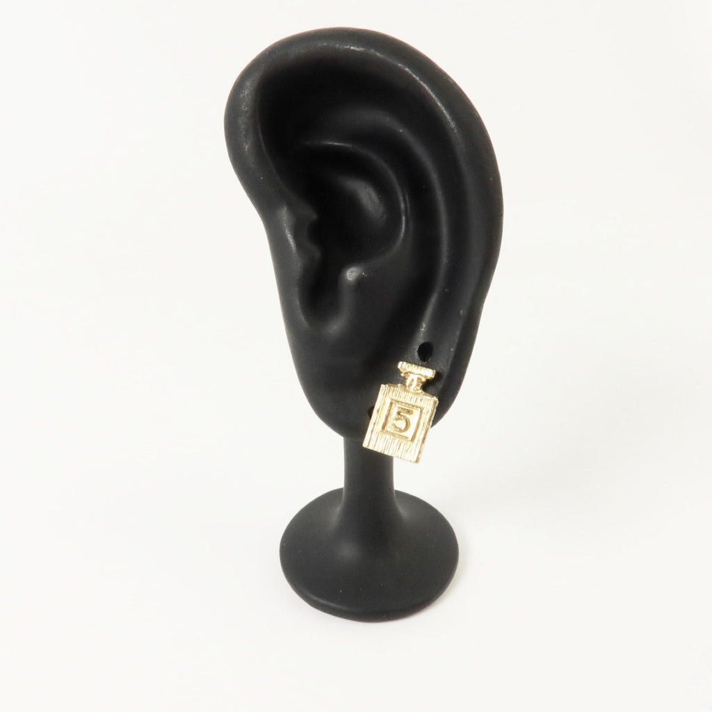 CHANEL CC Earrings · Metal