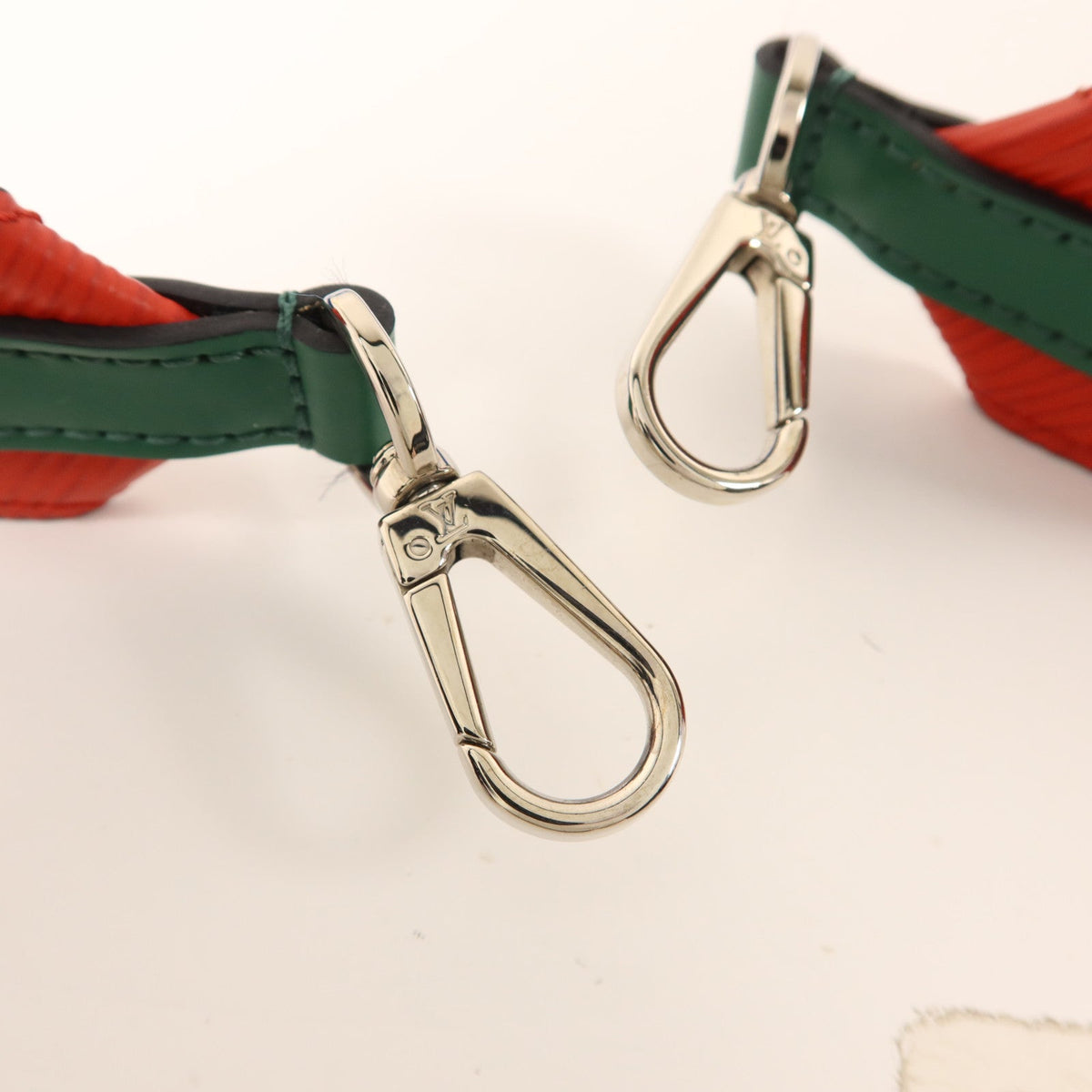 LOUIS VUITTON Shoulder Strap · Epi Coquelicot