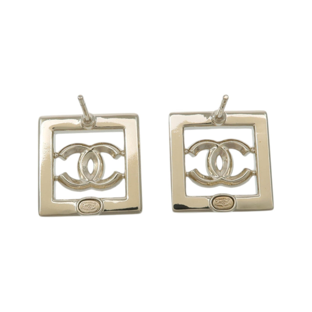 CHANEL CC Earrings · Metal