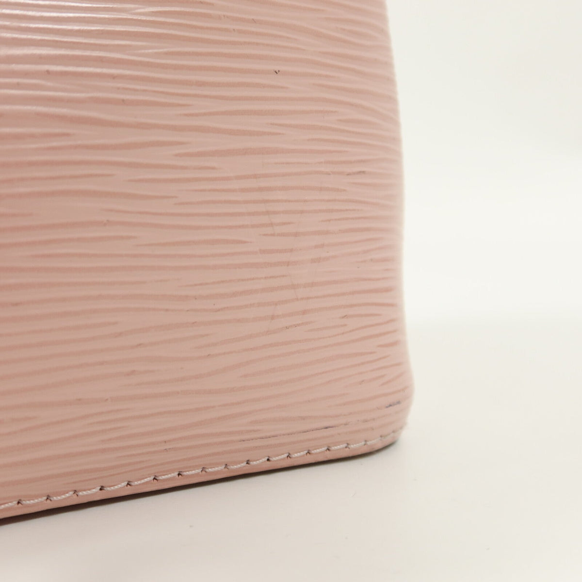 Louis Vuitton Neo Noe BB · Epi · Rose Ballerine