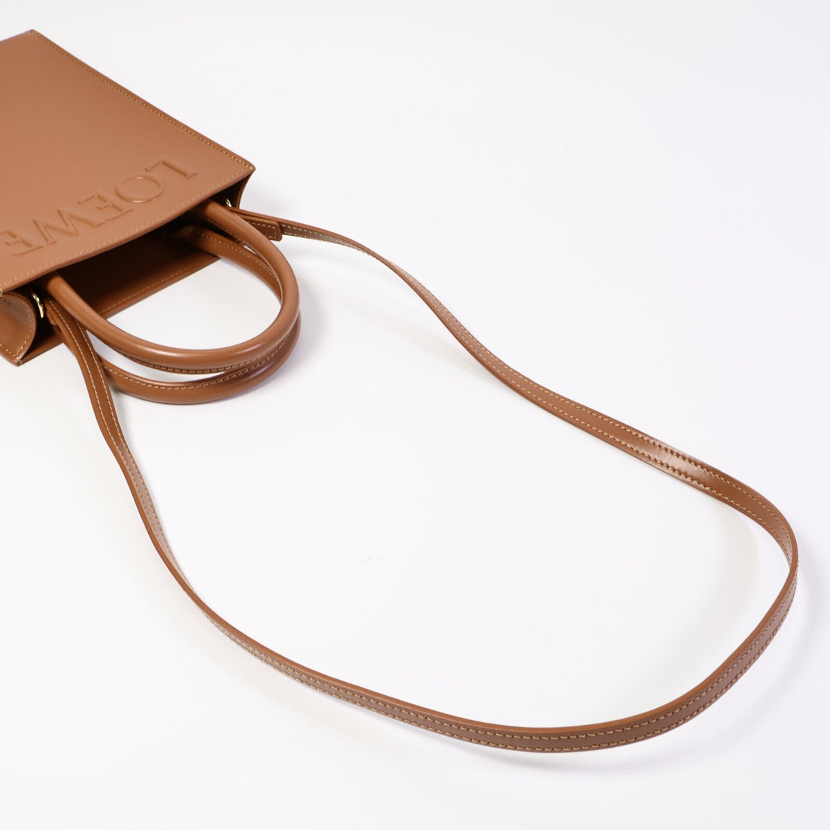 Loewe A5 Tote · Calfskin
