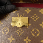 Louis Vuitton Cluny BB · Monogram