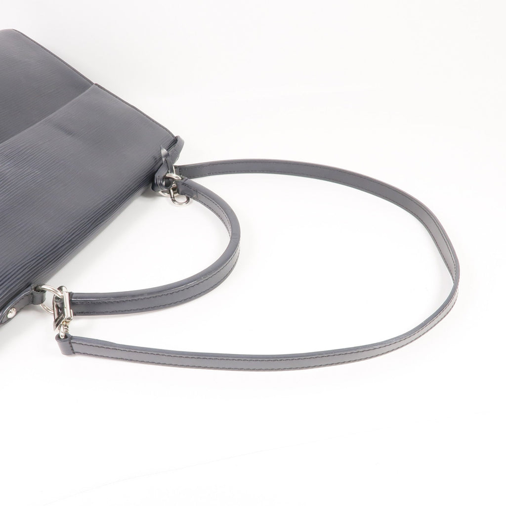 Louis Vuitton Cluny BB · Epi Leather