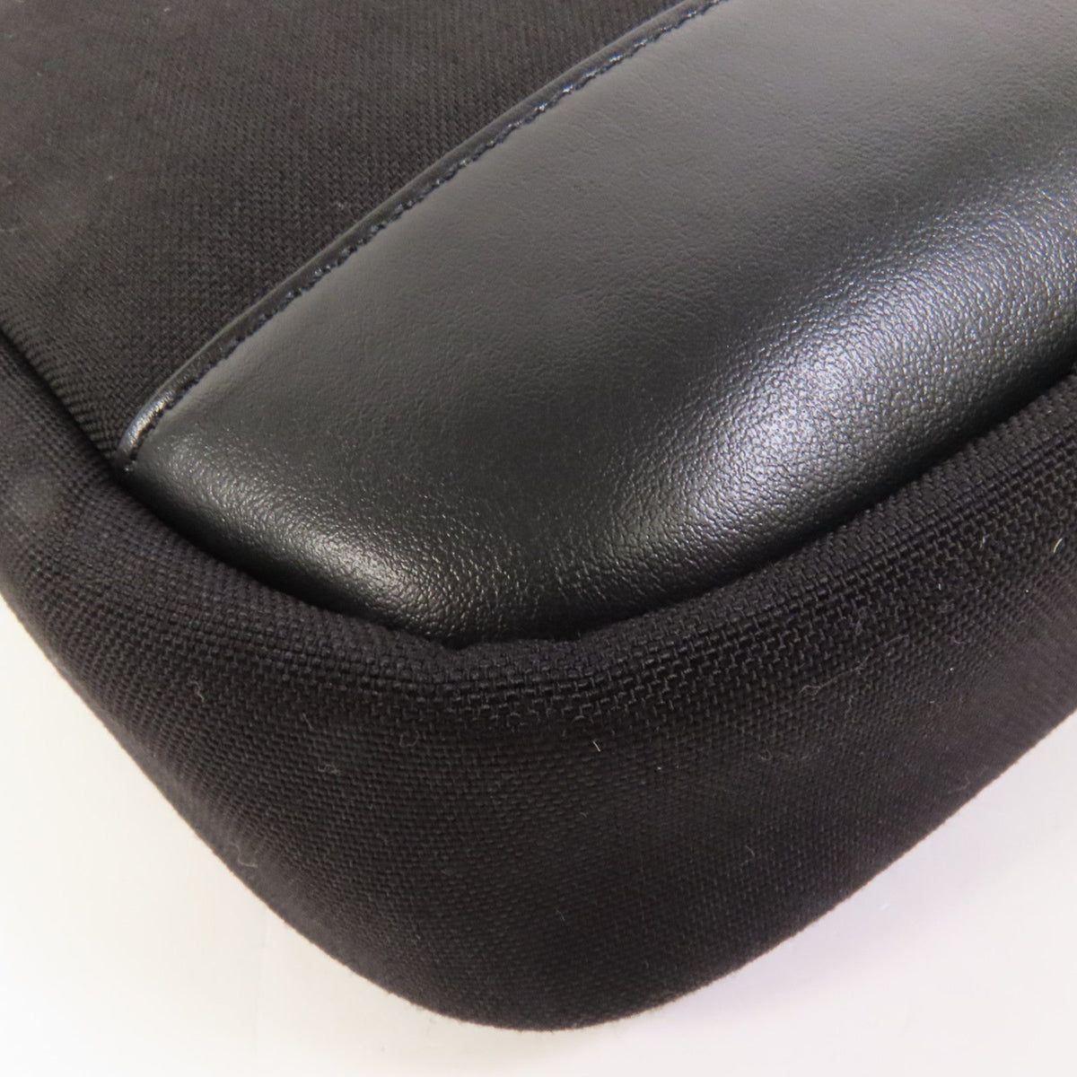 Saint Laurent Rivington Race · Canvas