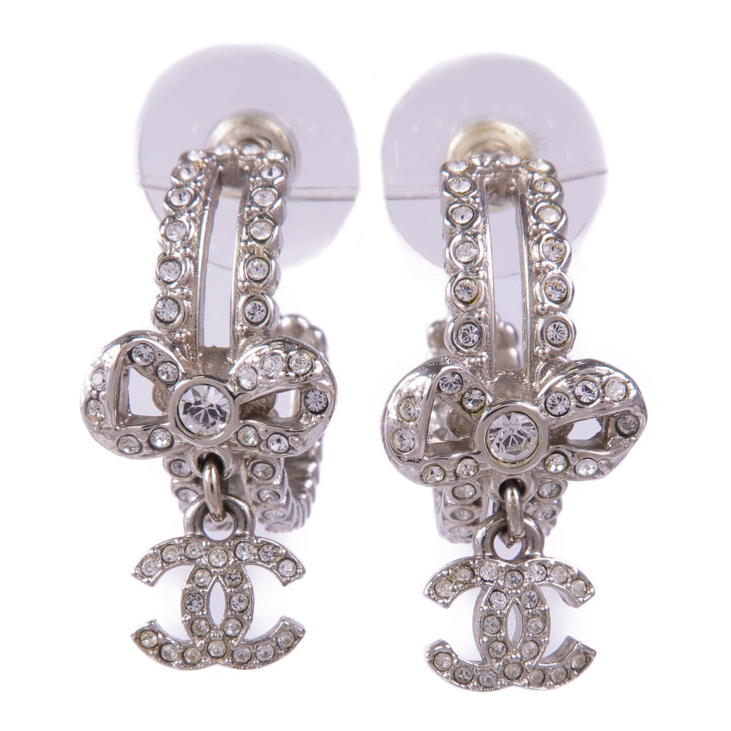 Chanel CC Earrings · Metal