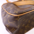 Louis Vuitton Batignolle · Monogram Tote