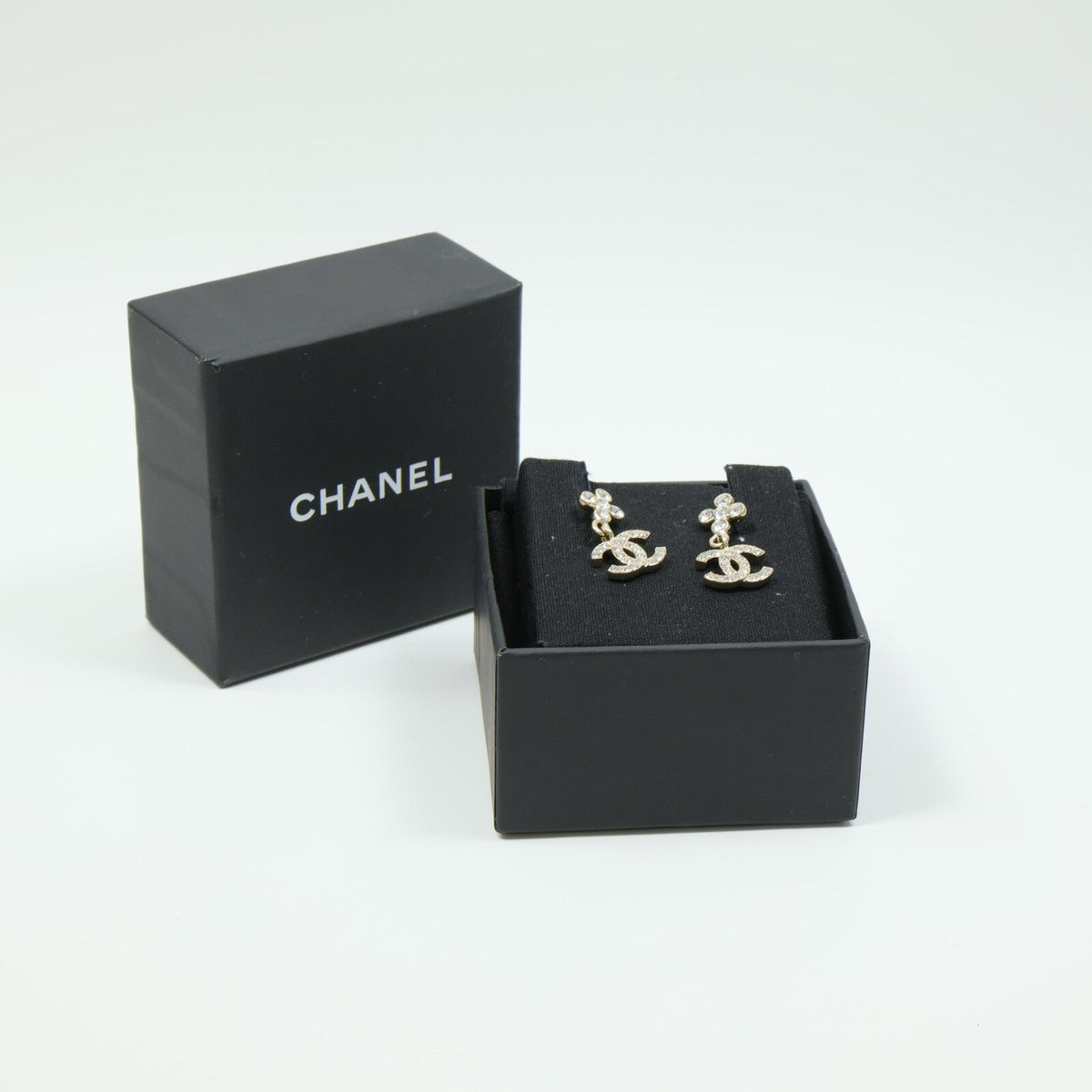 Chanel CC · Strass · Earrings