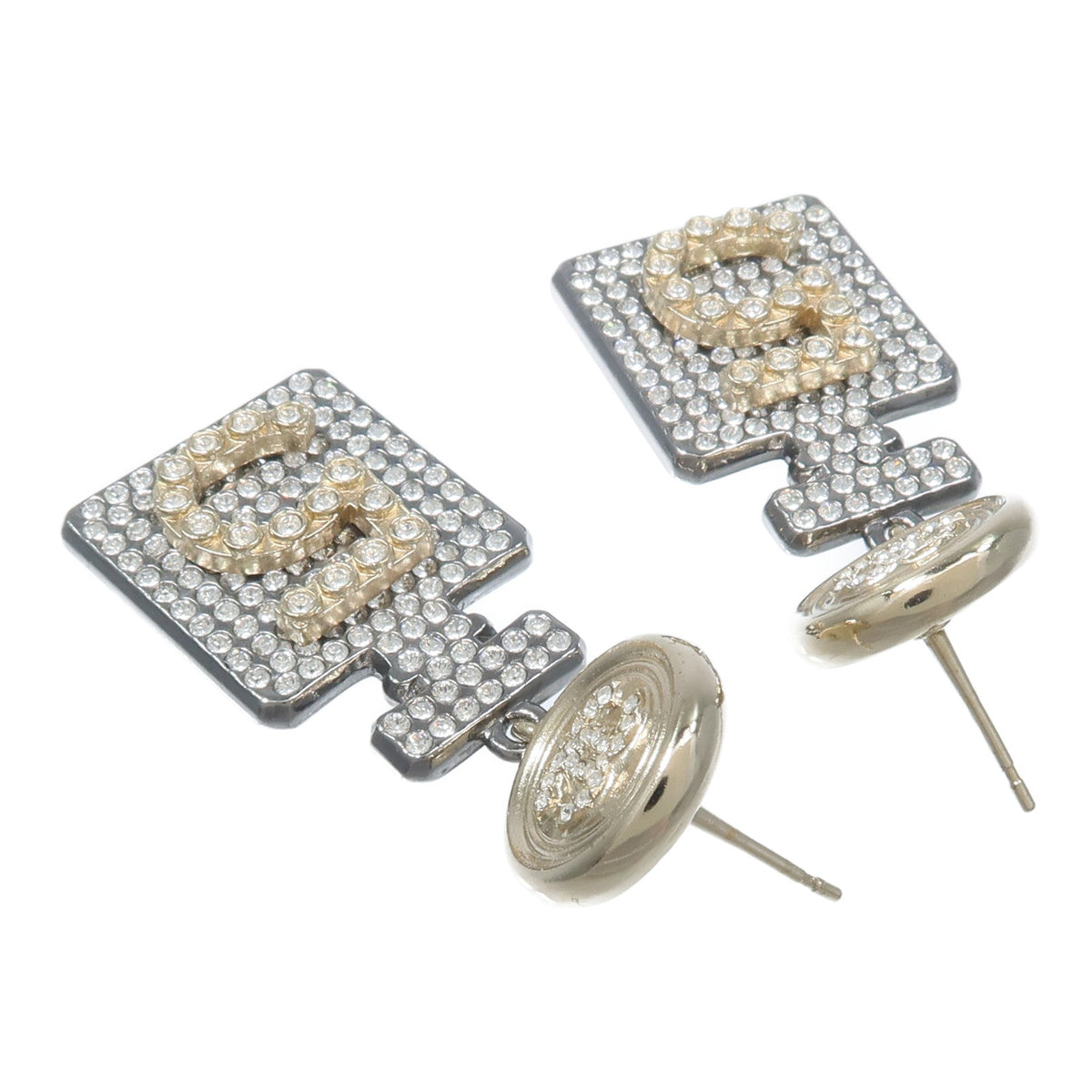 CHANEL CC Earrings · Metal
