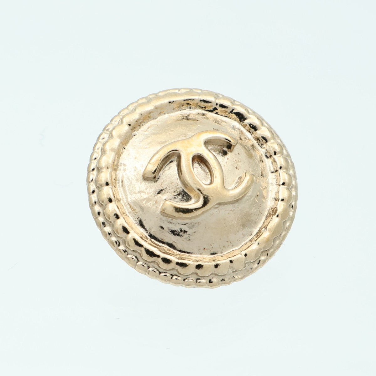 Chanel CC Earrings · Gold Tone