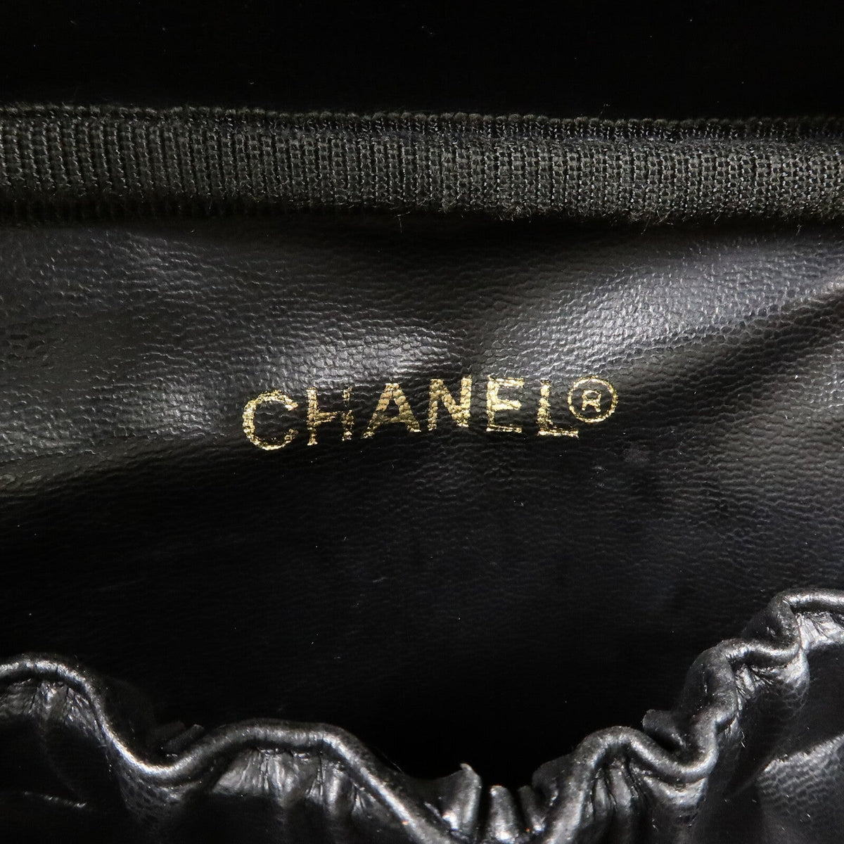 Chanel Vintage · Lambskin Hand Bag