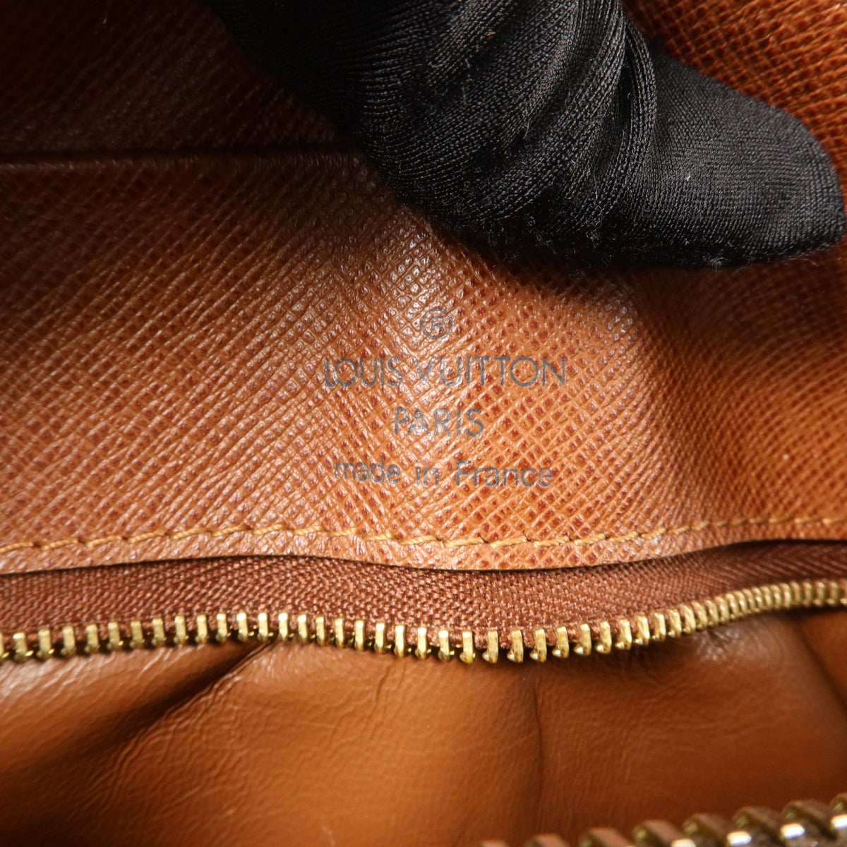 Louis Vuitton Nile · Monogram