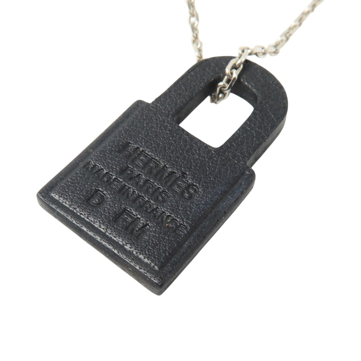 Hermès O'Kelly Necklace · Swift Leather