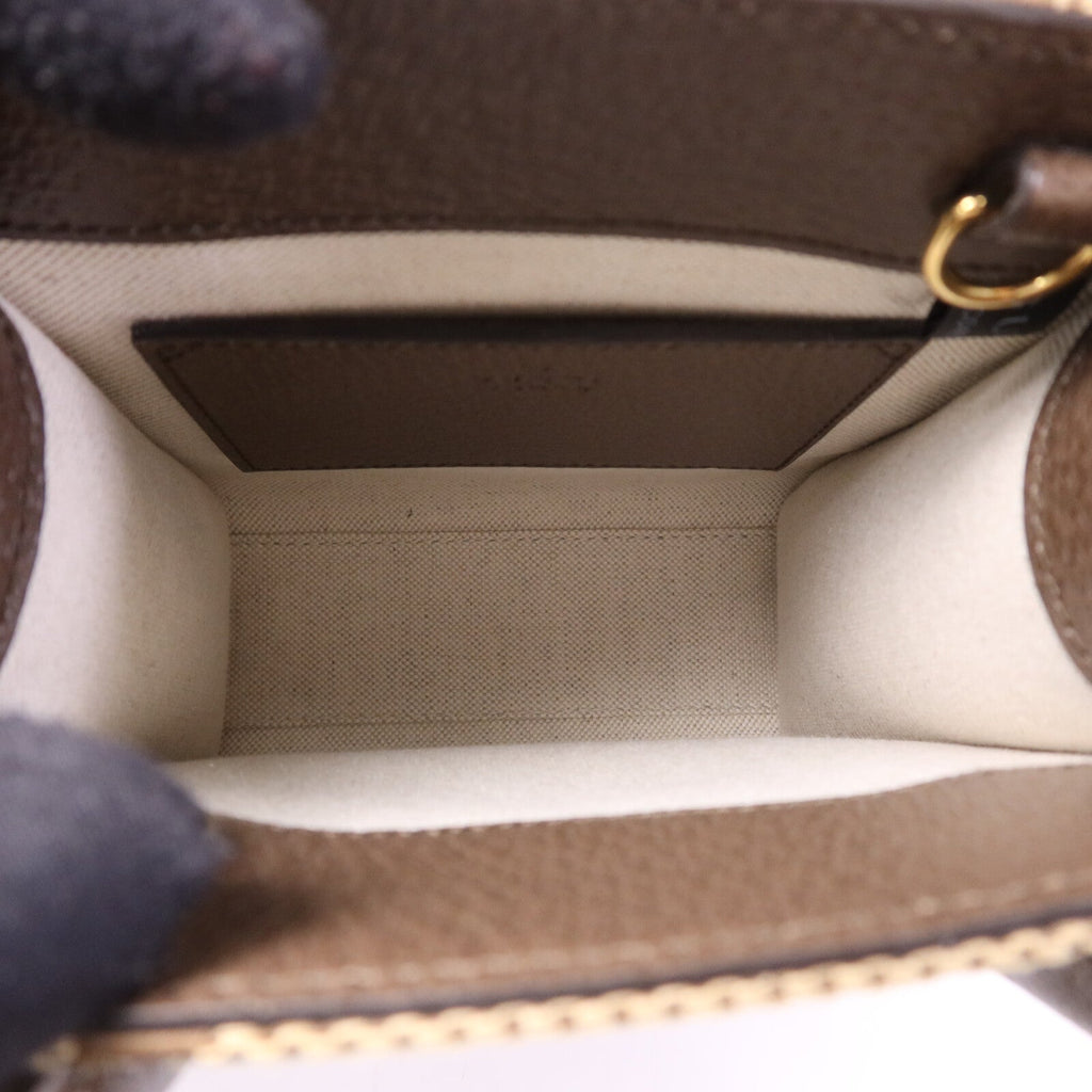 Gucci Jumbo GG · GG Canvas