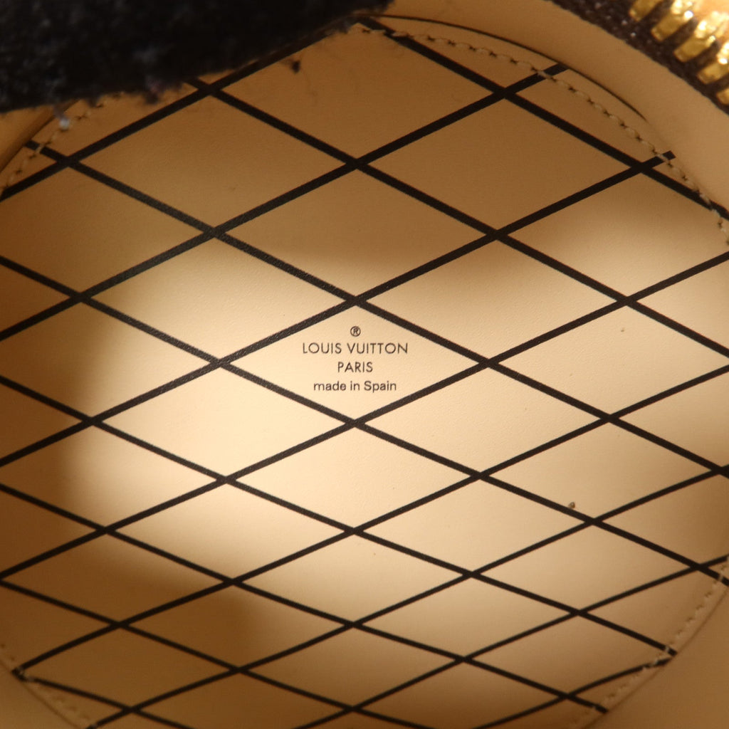 Louis Vuitton Mini Boîte Chapeau · Monogram