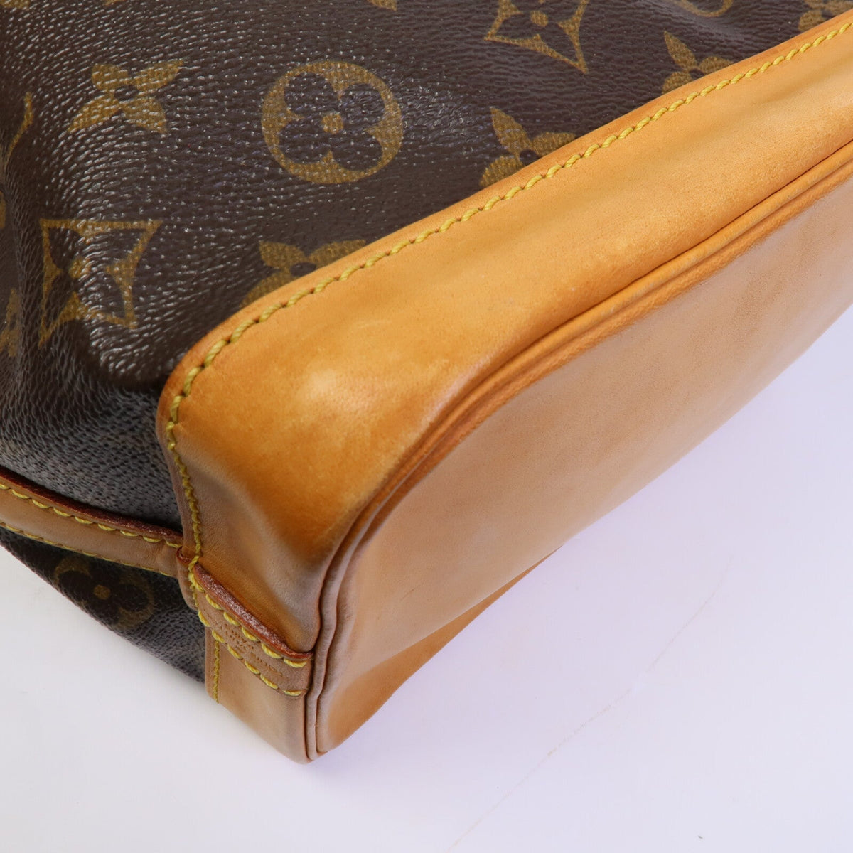 Louis Vuitton Mini Noé · Monogram