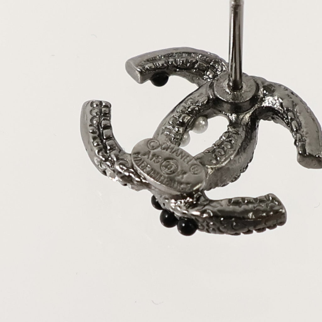 Chanel CC Earrings · Resin