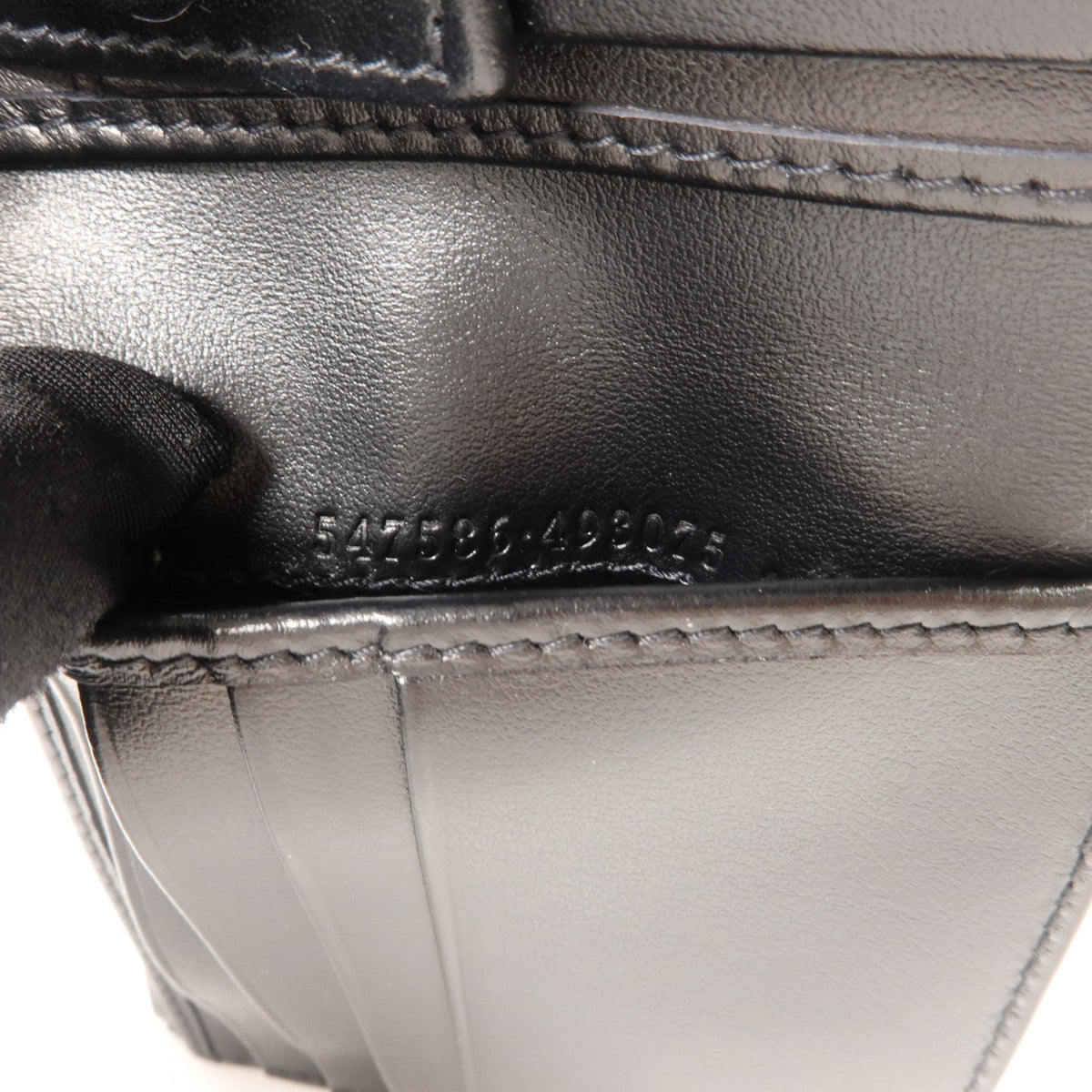 Gucci GG · Calfskin Bifold Wallet