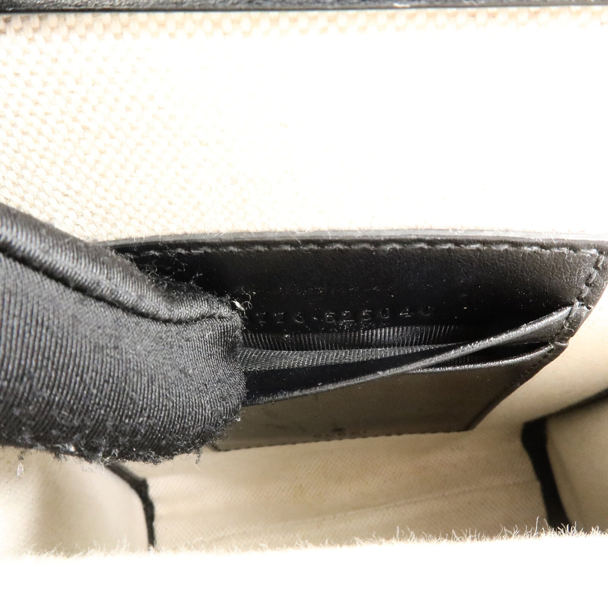 GUCCI GG Matelassé · Shoulder Bag · Calfskin