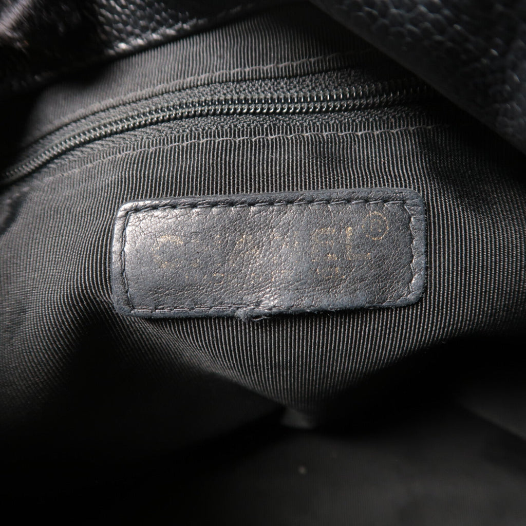 Chanel Vintage · Calfskin · GHW