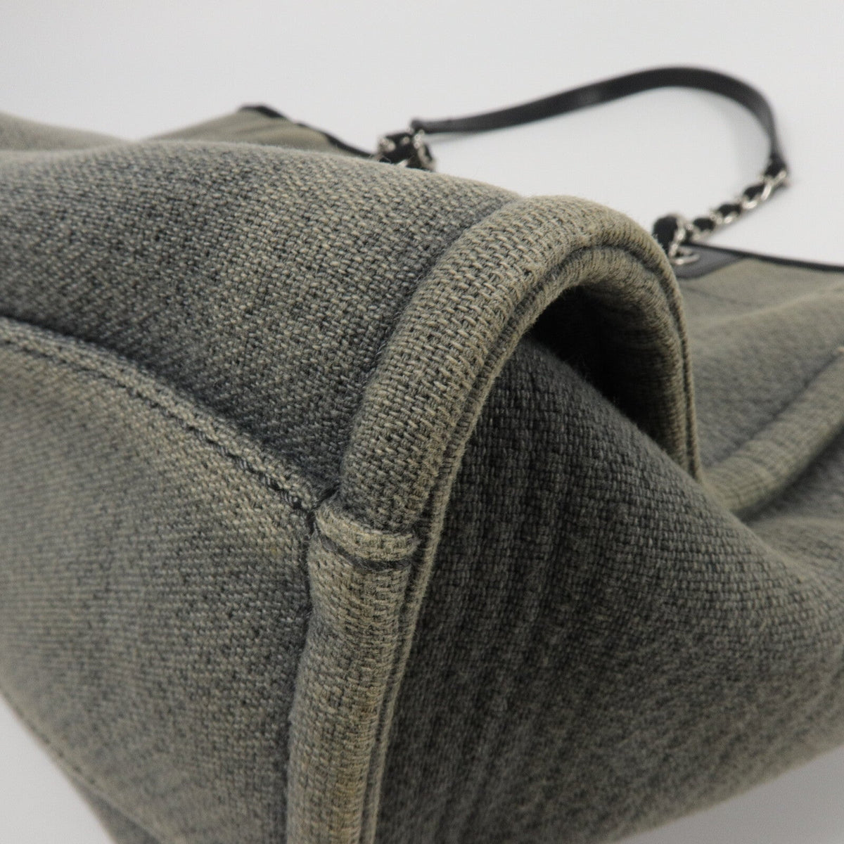 Chanel Deauville · Medium Tote · Canvas