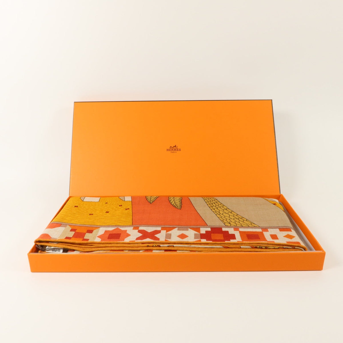 Hermès 140 Shawl · Cashmere Silk