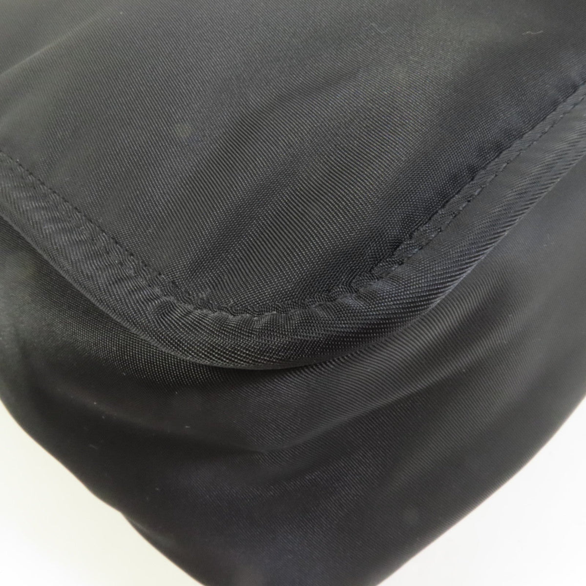Saint Laurent Niki · Messenger · Nylon