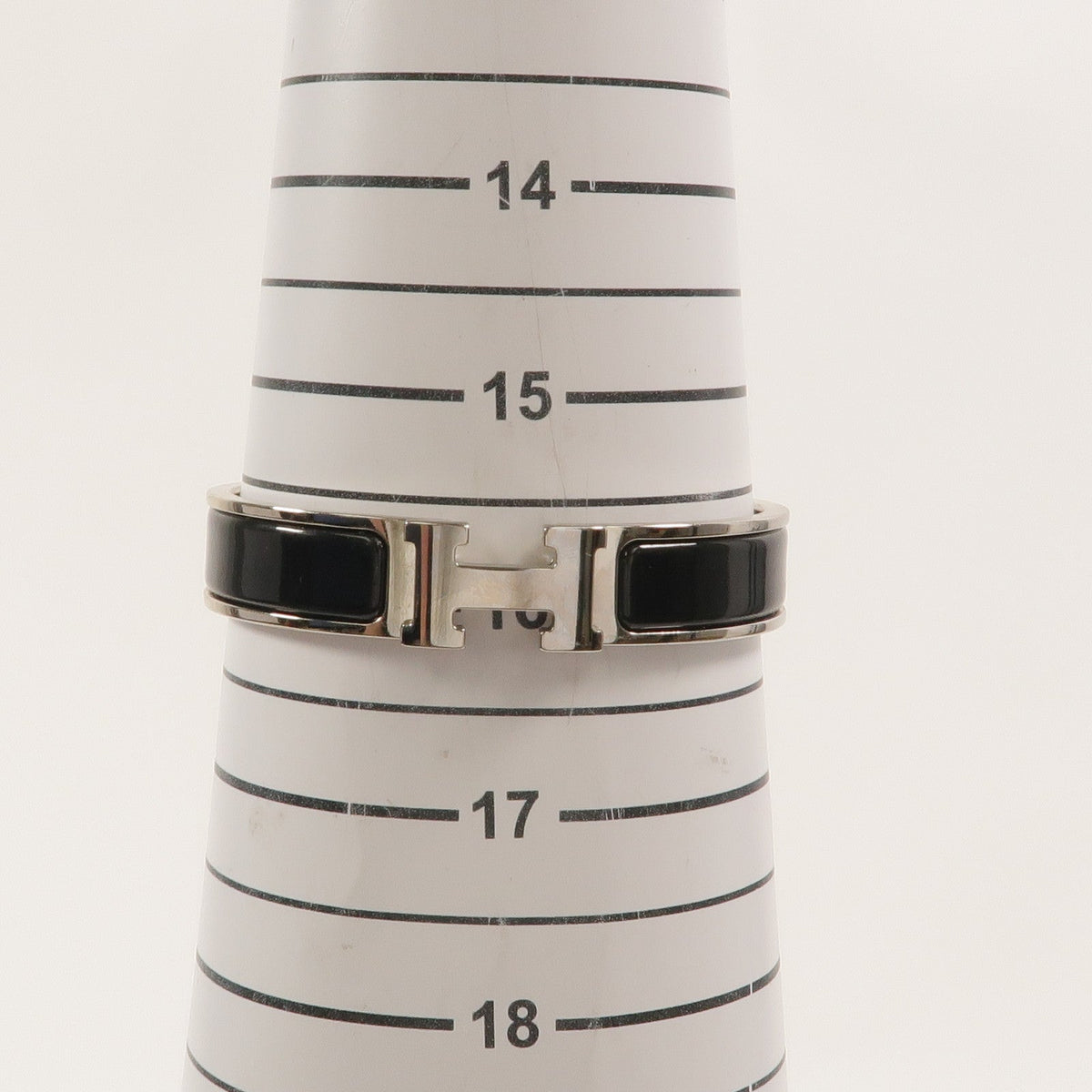 Hermès Clic H Bracelet · Enamel