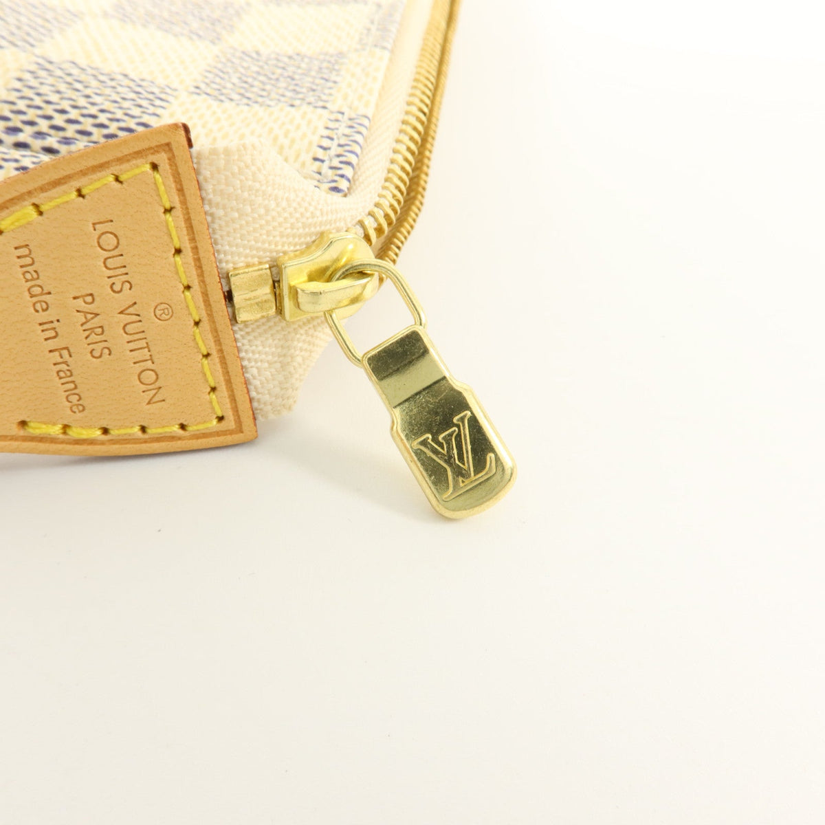 Louis Vuitton Mini Pochette · Damier Azur