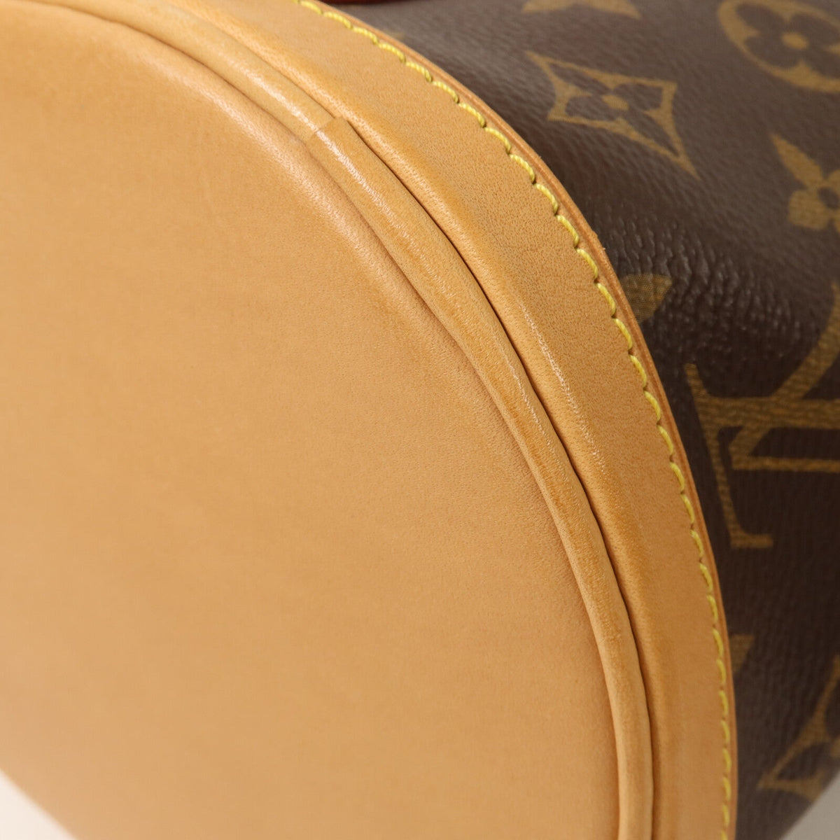 Louis Vuitton Duffle Bucket · Monogram