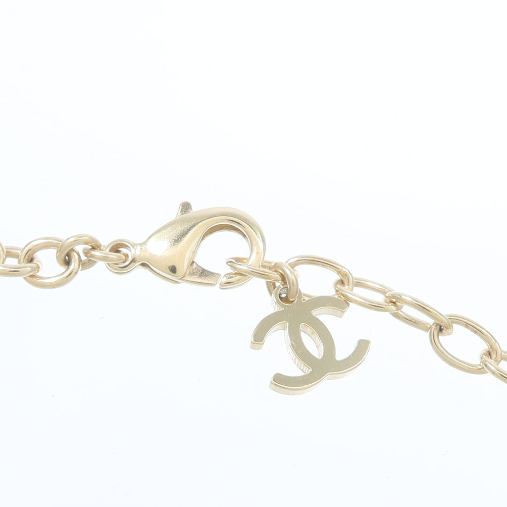Chanel CC Logo Necklace · Metal
