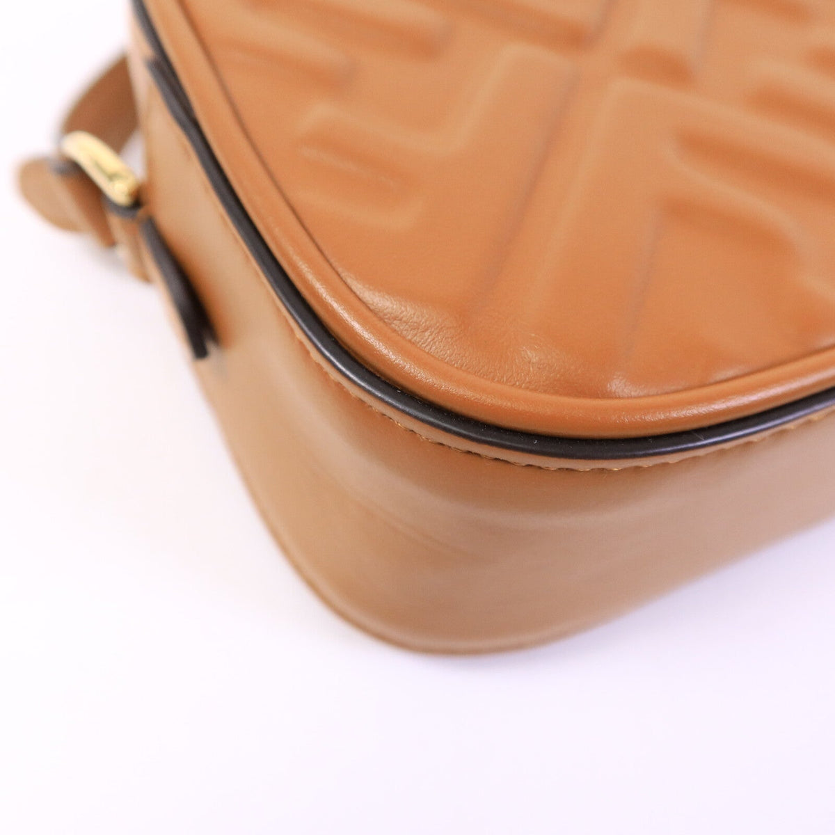 Fendi FF Logo Camera Bag · Calfskin