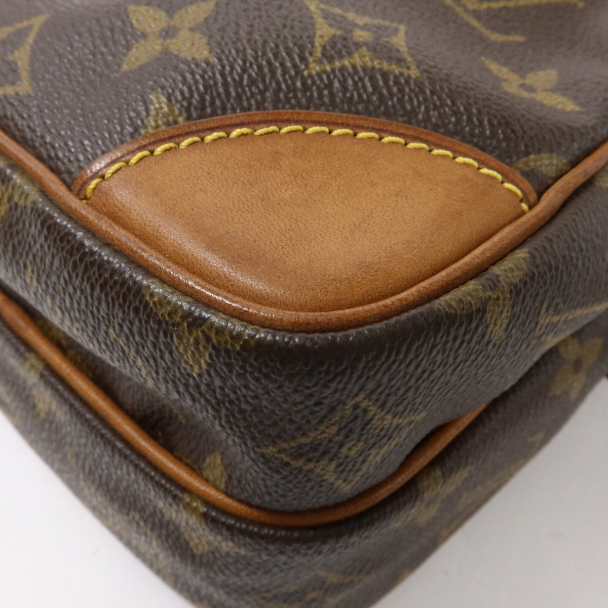 Louis Vuitton Amazon · Monogram