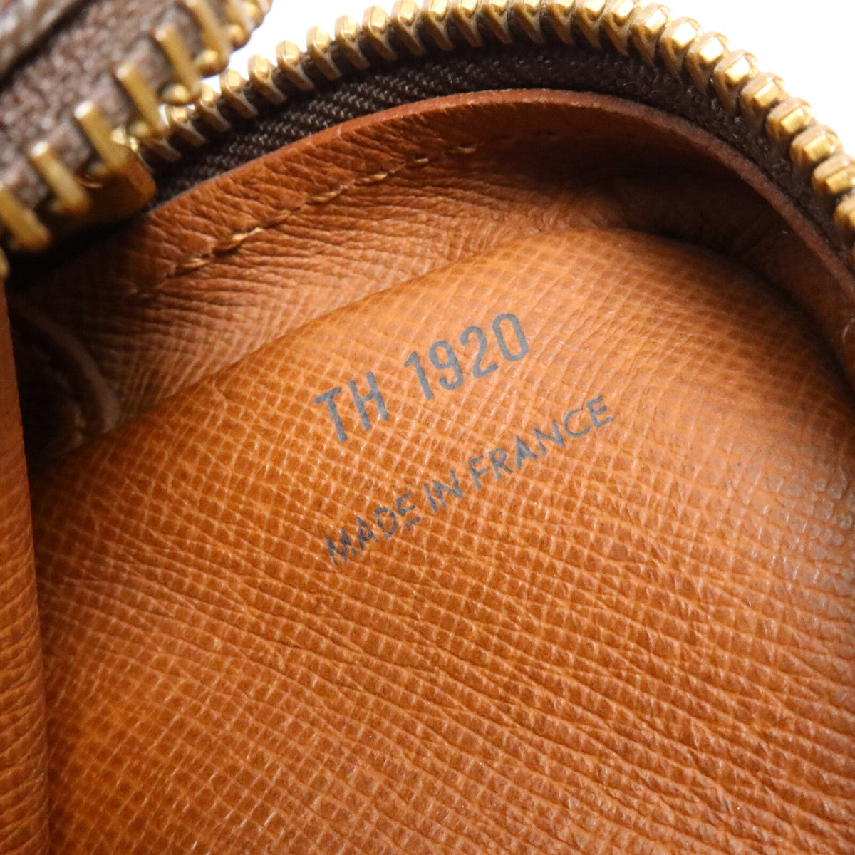 Louis Vuitton Amazon · Monogram