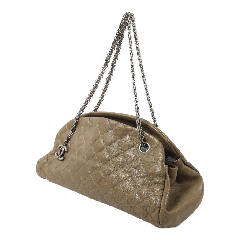 Chanel CC · Chain Shoulder Bag · Calfskin