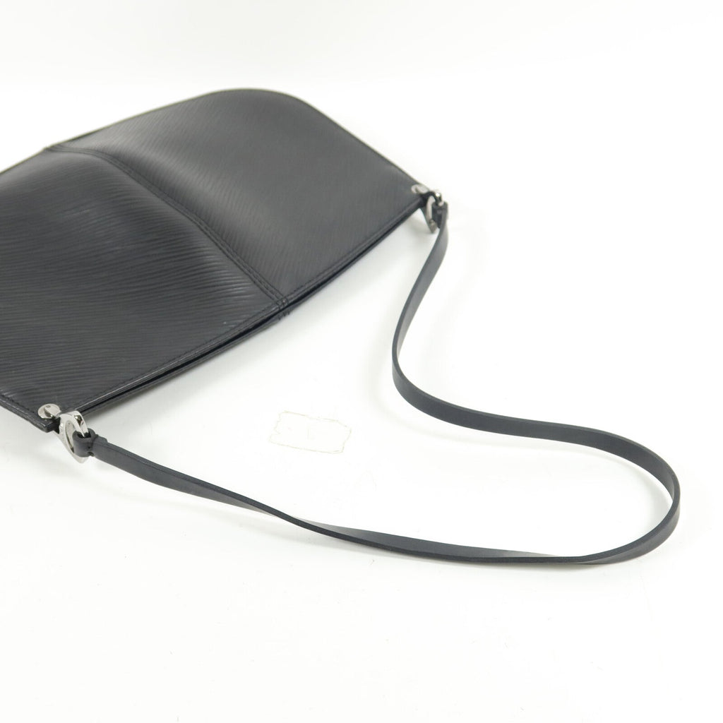 Louis Vuitton Pochette Demi Lune · Epi