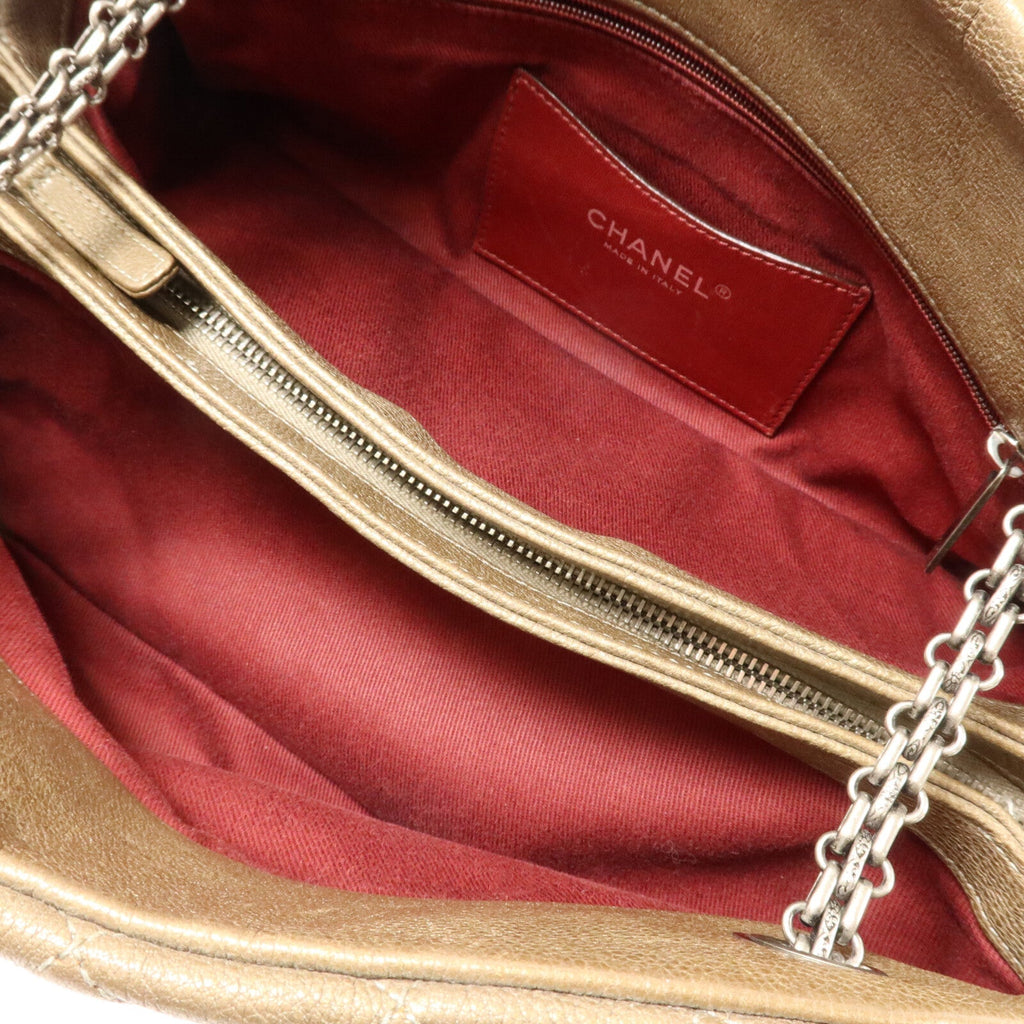 Chanel CC · Chain Shoulder Bag · Calfskin