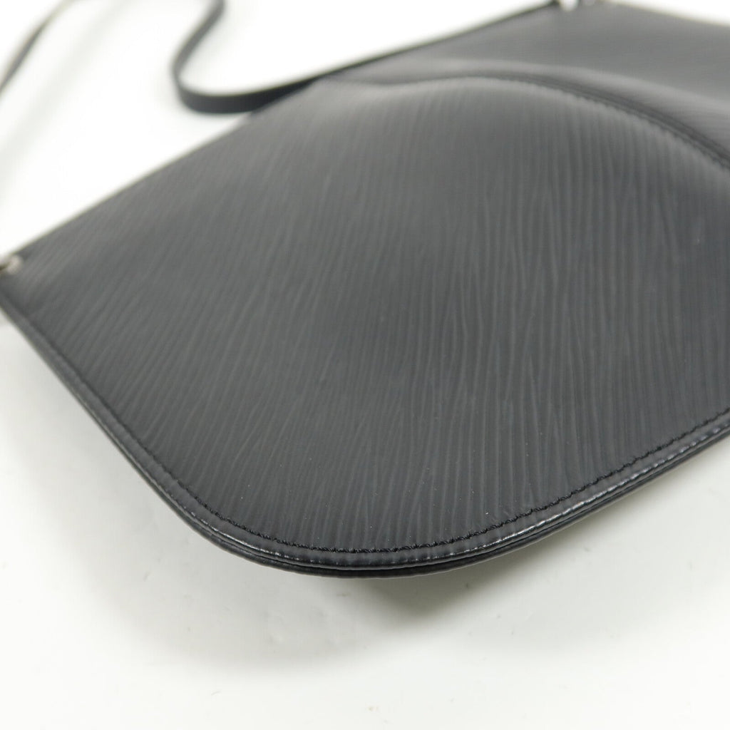 Louis Vuitton Pochette Demi Lune · Epi
